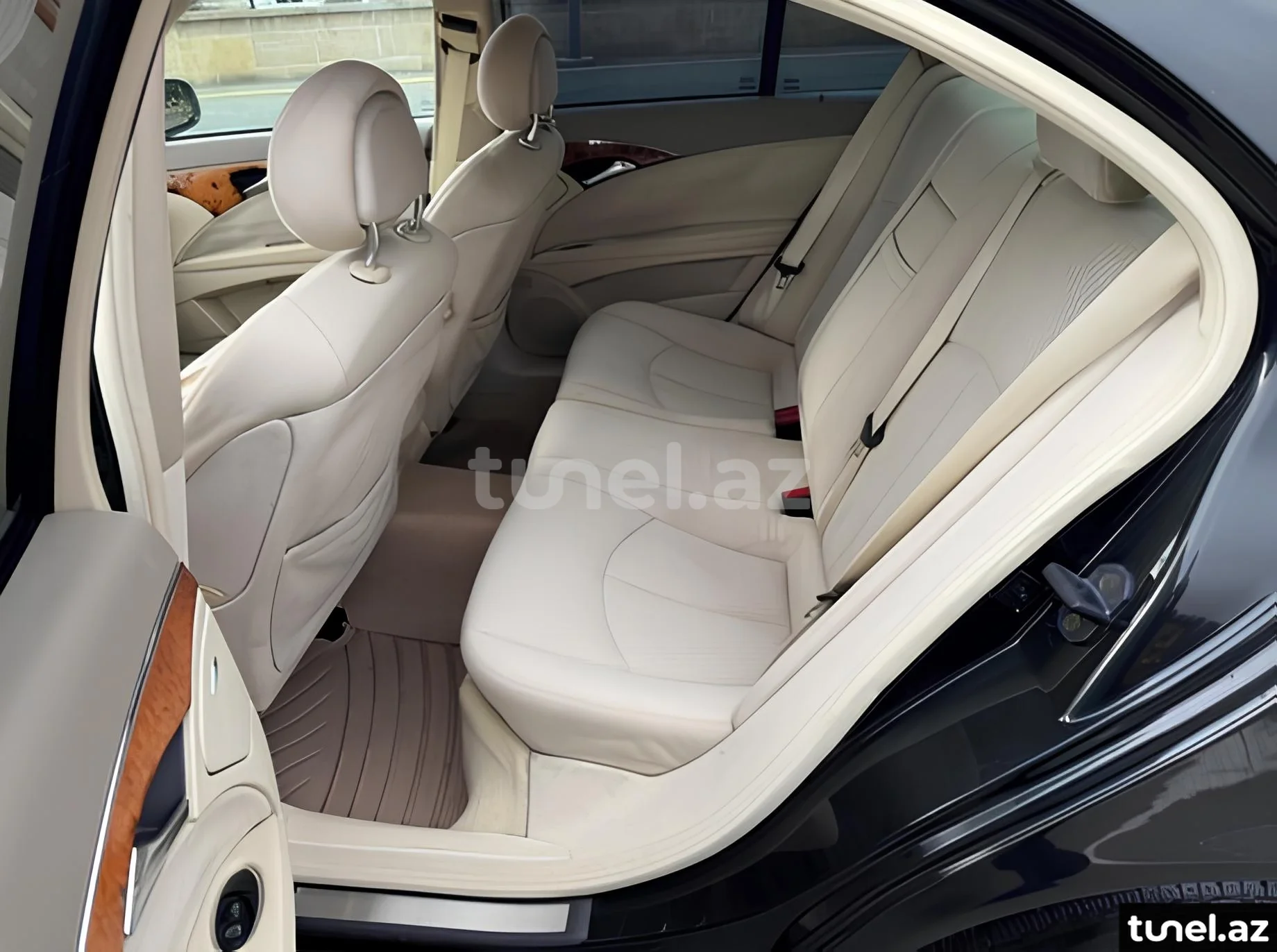 Mercedes E 240 2002