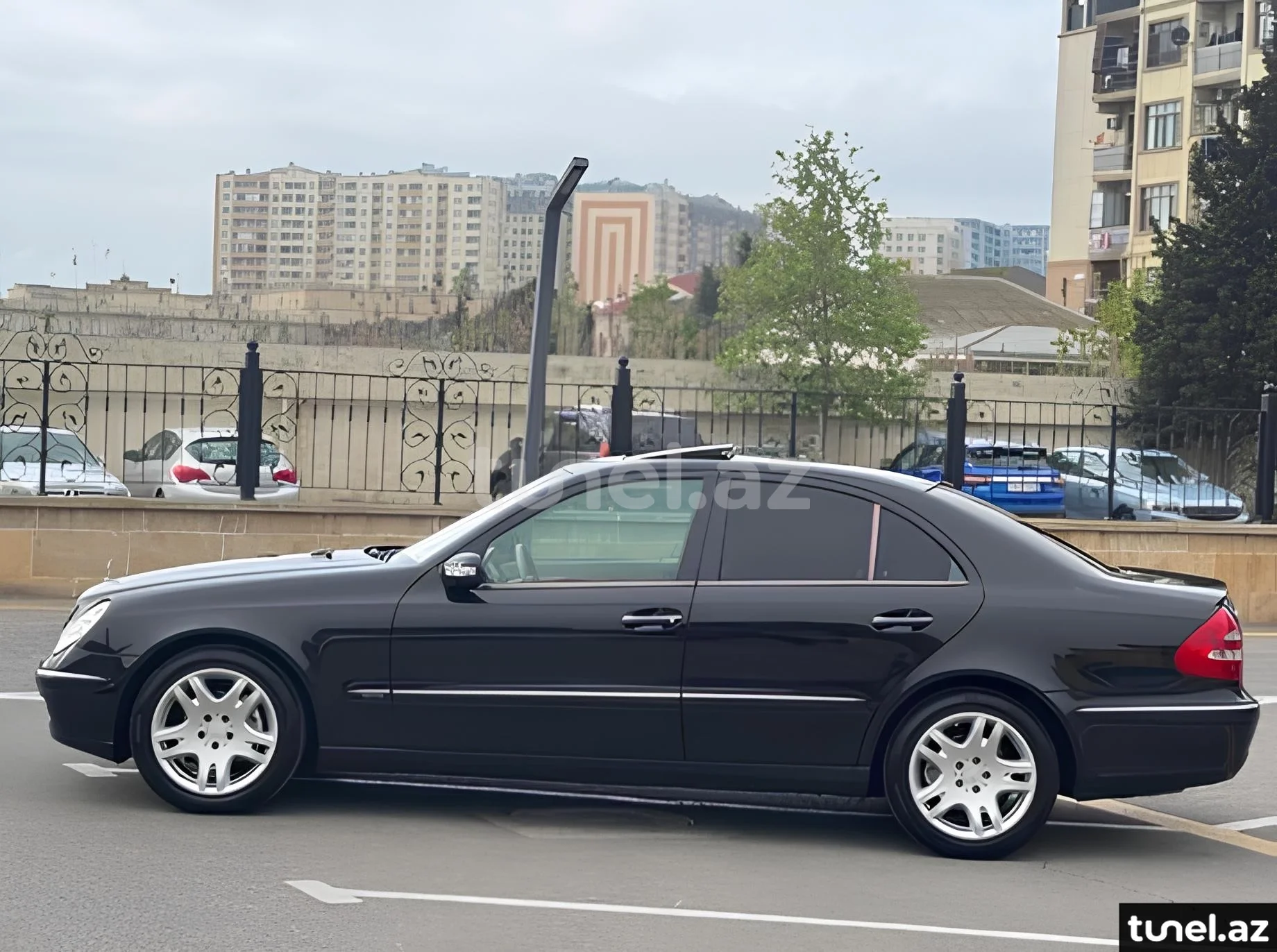 Mercedes E 240 2002