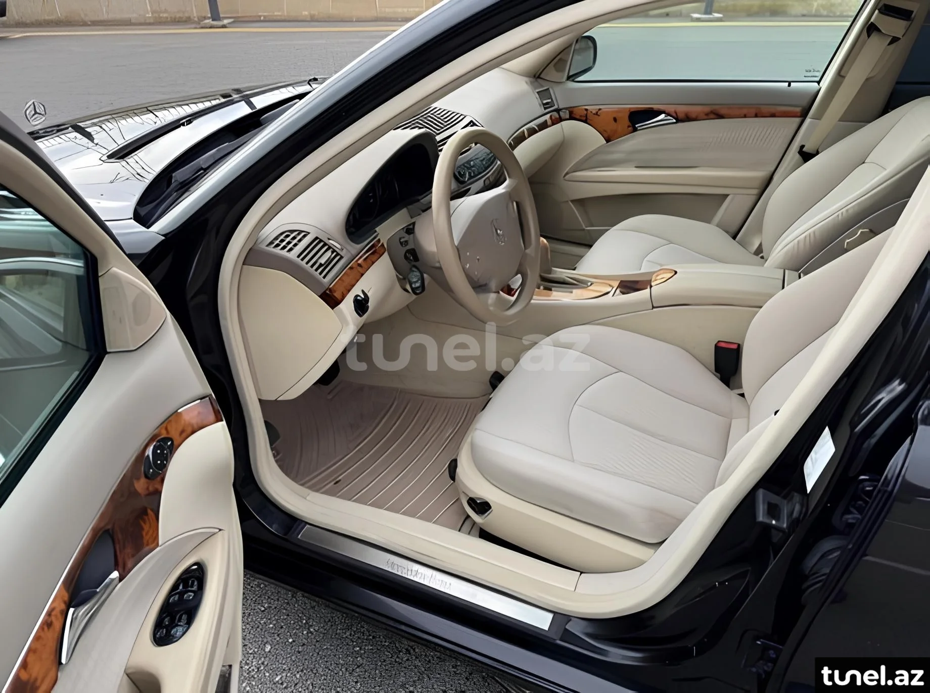 Mercedes E 240 2002