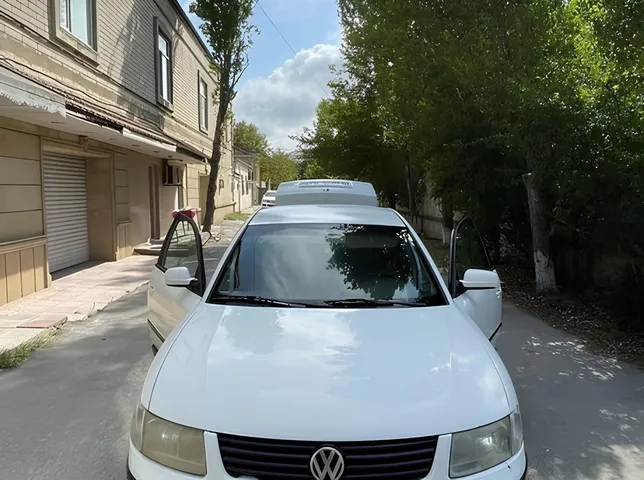 Volkswagen Passat, 2.0 L, 2000 год, 236 000 km, Баку - Цена: 4 700 ₼ - Tunel.az