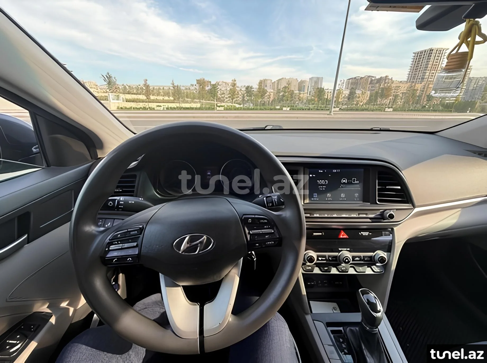 Hyundai Elantra 2019