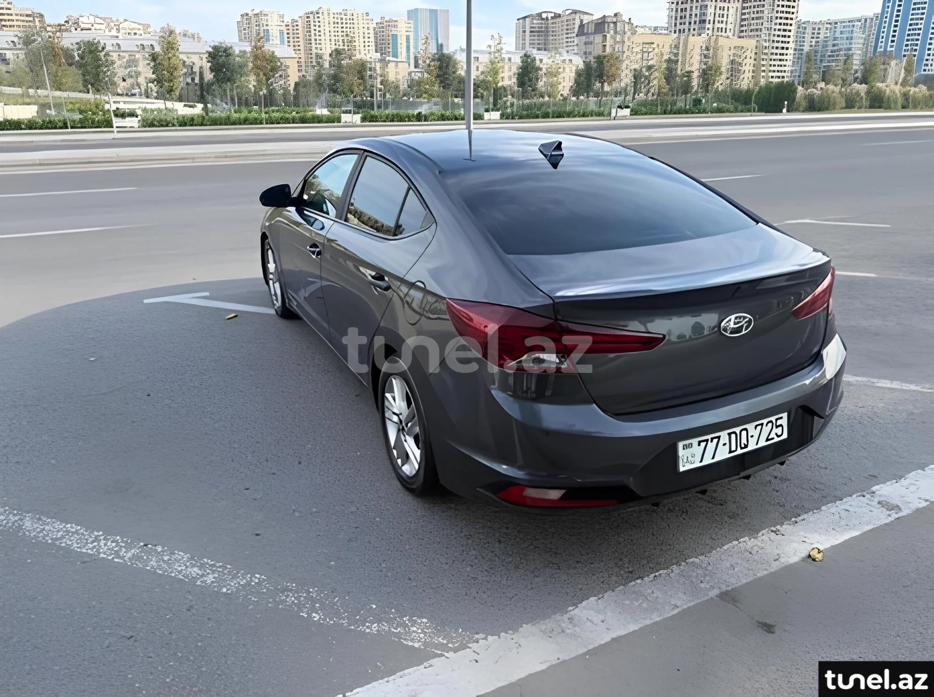 Hyundai Elantra 2019