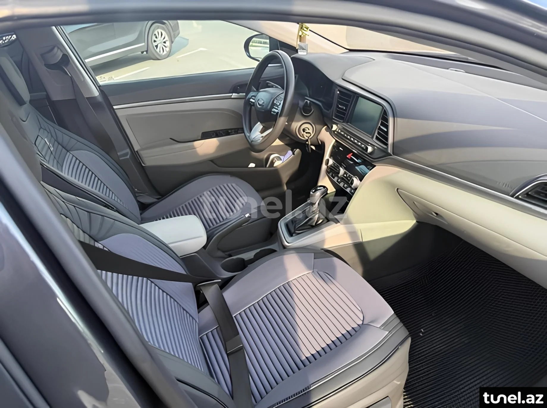Hyundai Elantra 2019