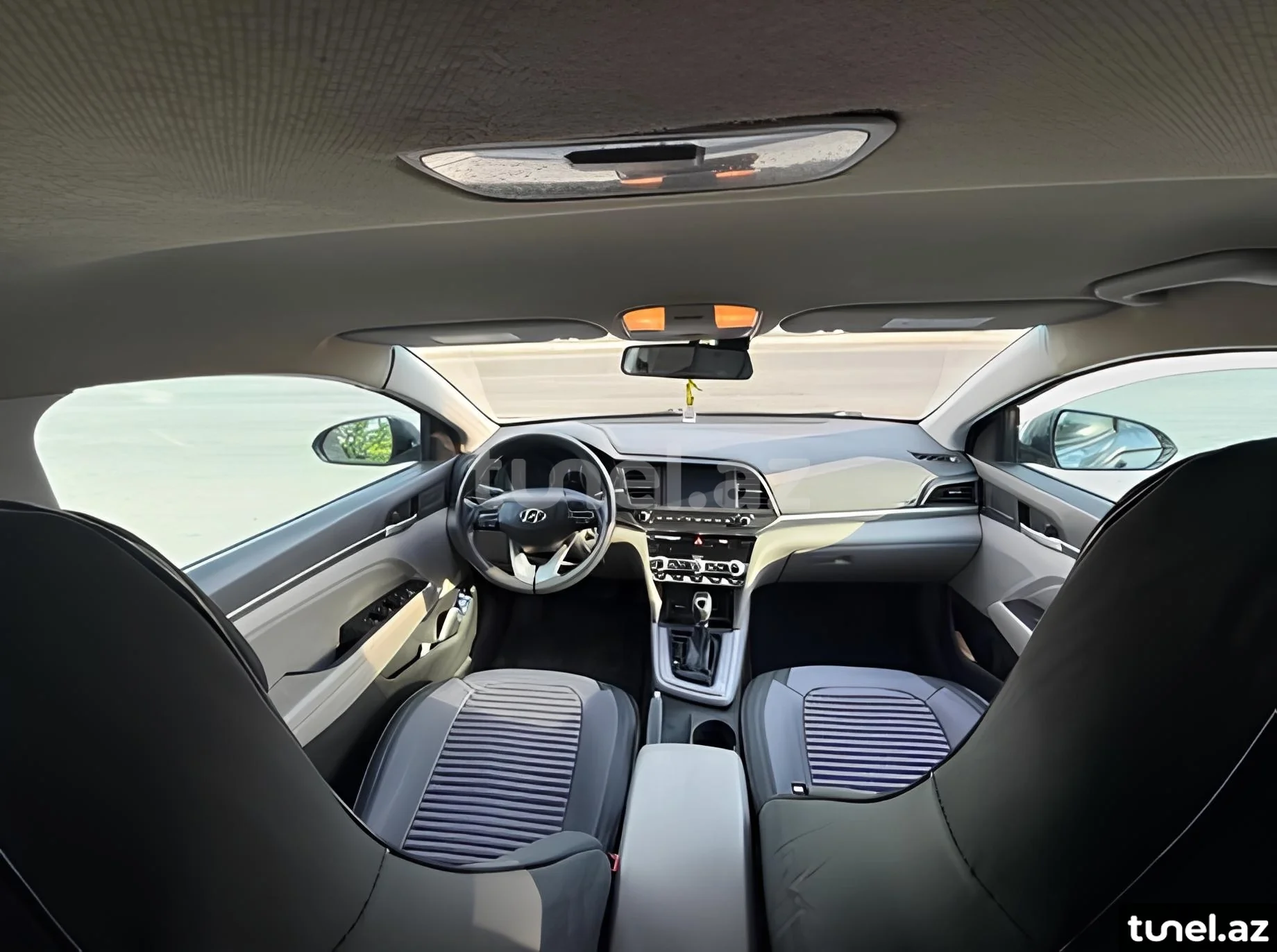 Hyundai Elantra 2019