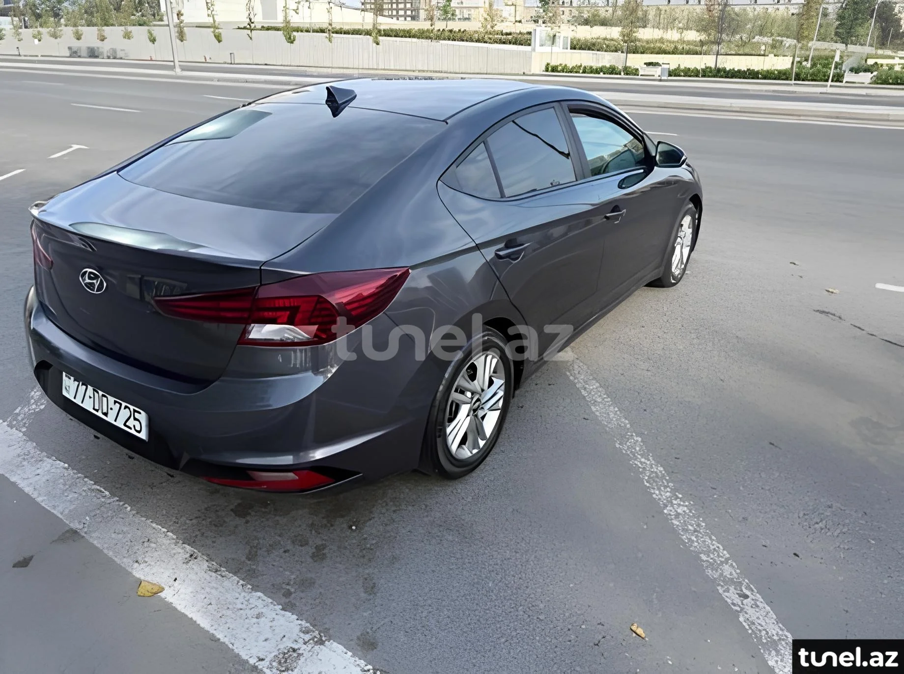 Hyundai Elantra 2019