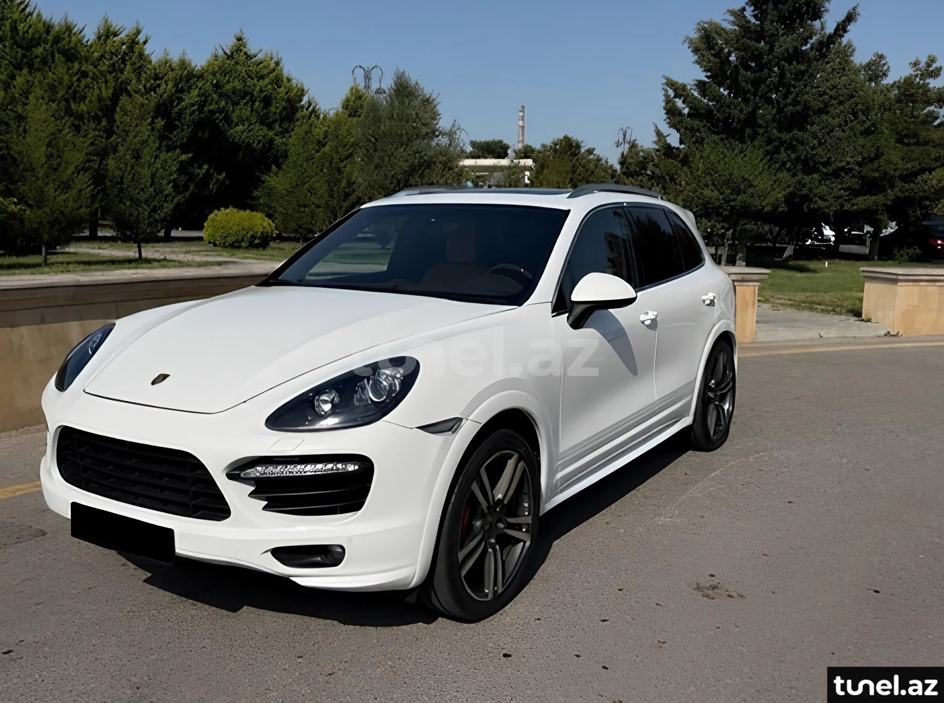 Porsche Cayenne GTS 2012