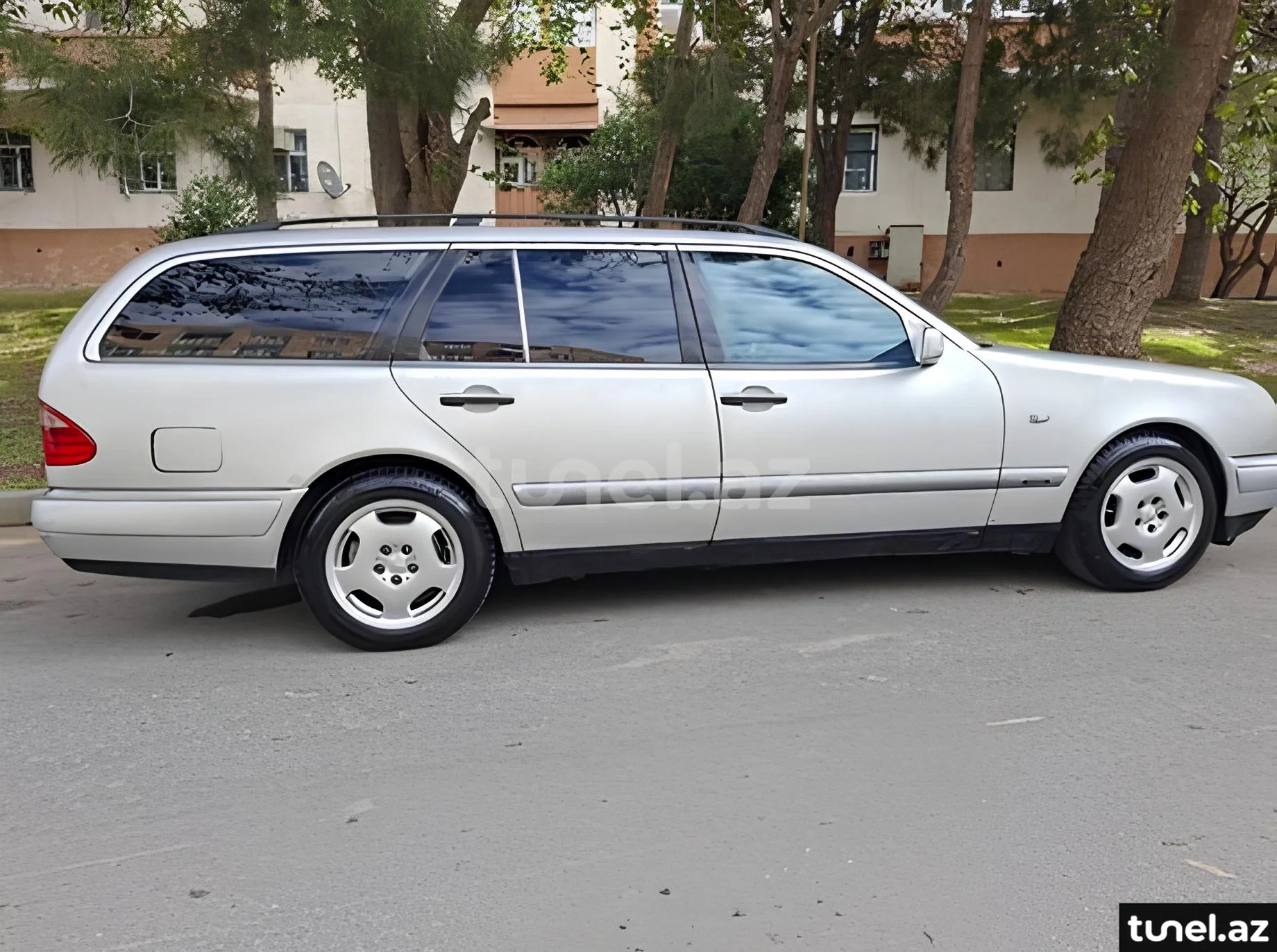Mercedes E 240 1998