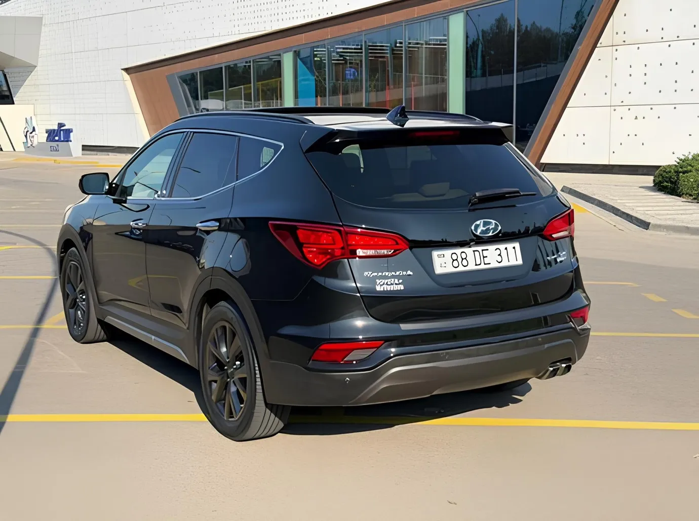 Hyundai Santa Fe, 2.0 L, 2017 жыл, 105 000 km, Baku - Баасы: 30 700 ₼ - Tunel.az