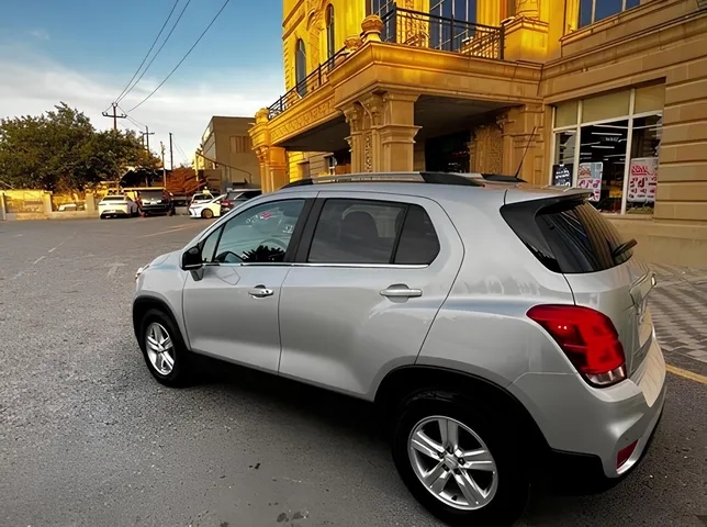 Chevrolet Trax, 1.4 L, 2020 yil, 225 000 km, Baku - Narxi: 17 400 ₼ - Tunel.az