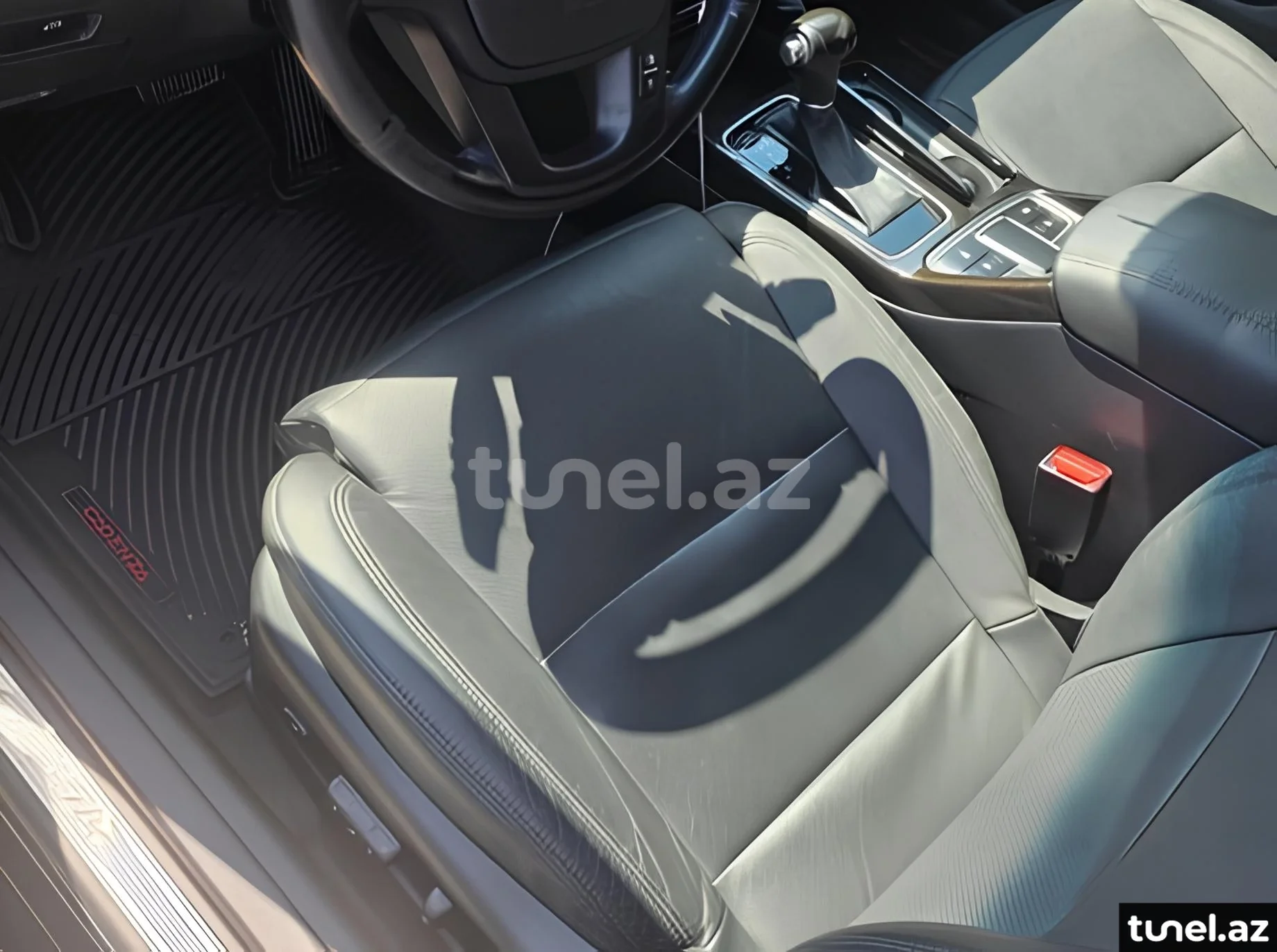 Kia Cadenza 2014