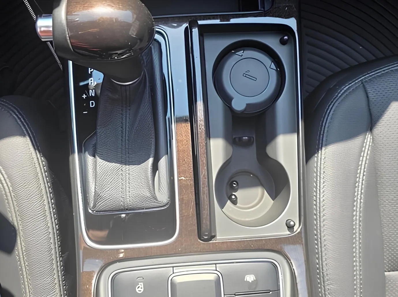 Kia Cadenza, 3.5 L, 2014 i̇l, 65 000 km, Bakı - Qiymət: 28 000 ₼ - Tunel.az