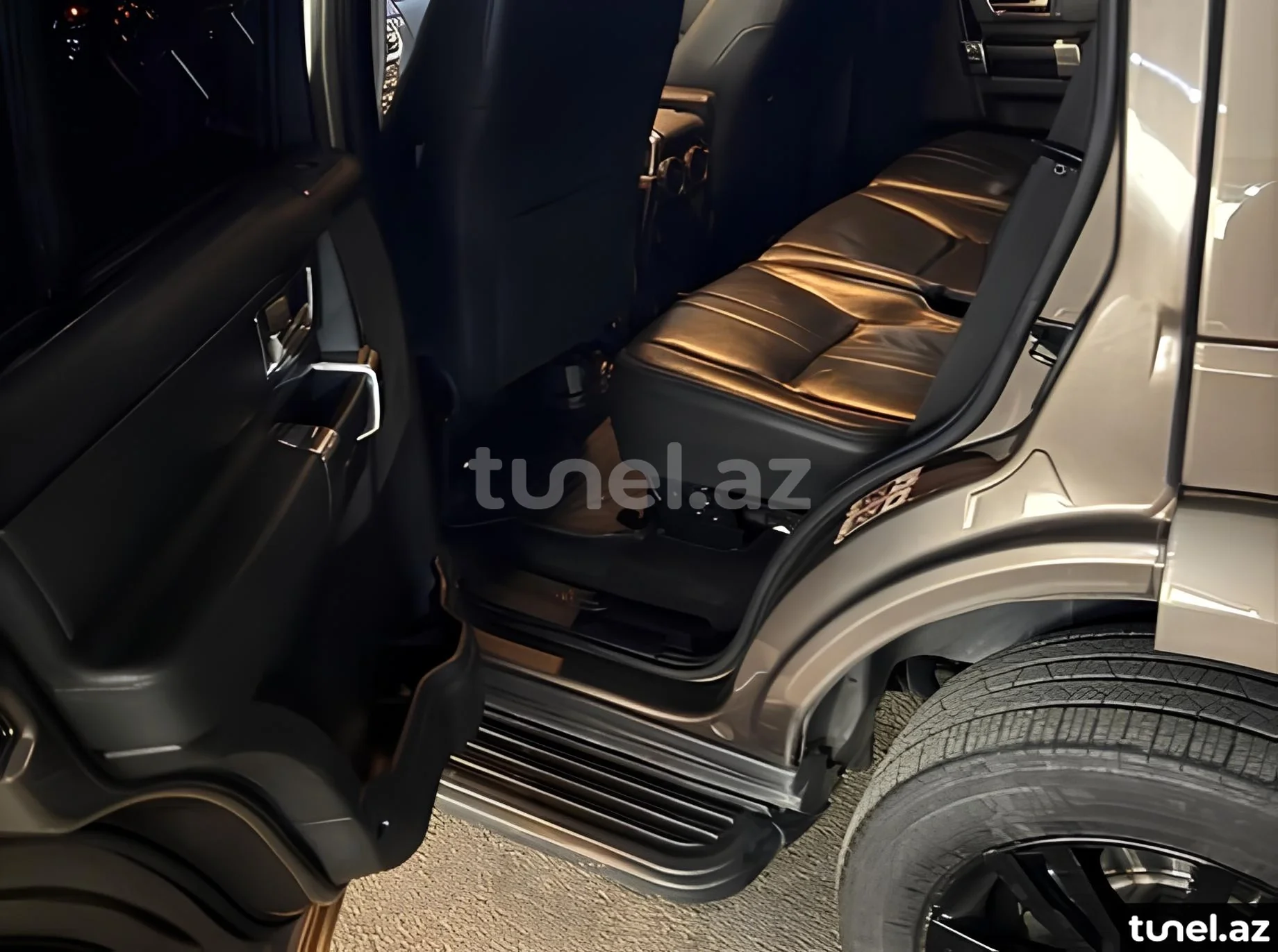 Land Rover Discovery 2015