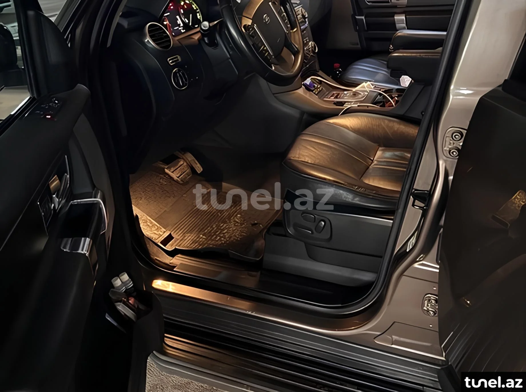 Land Rover Discovery 2015