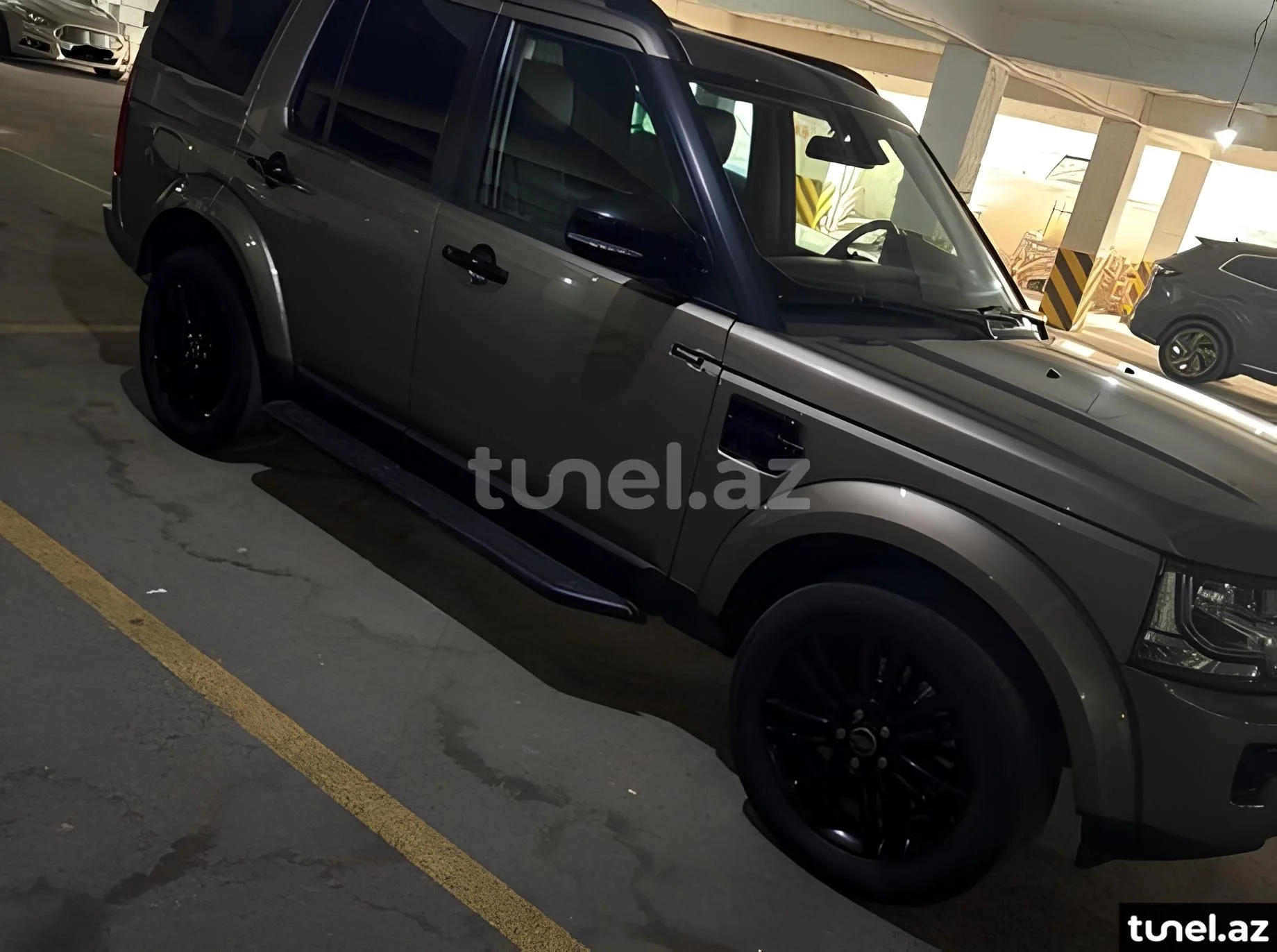 Land Rover Discovery 2015