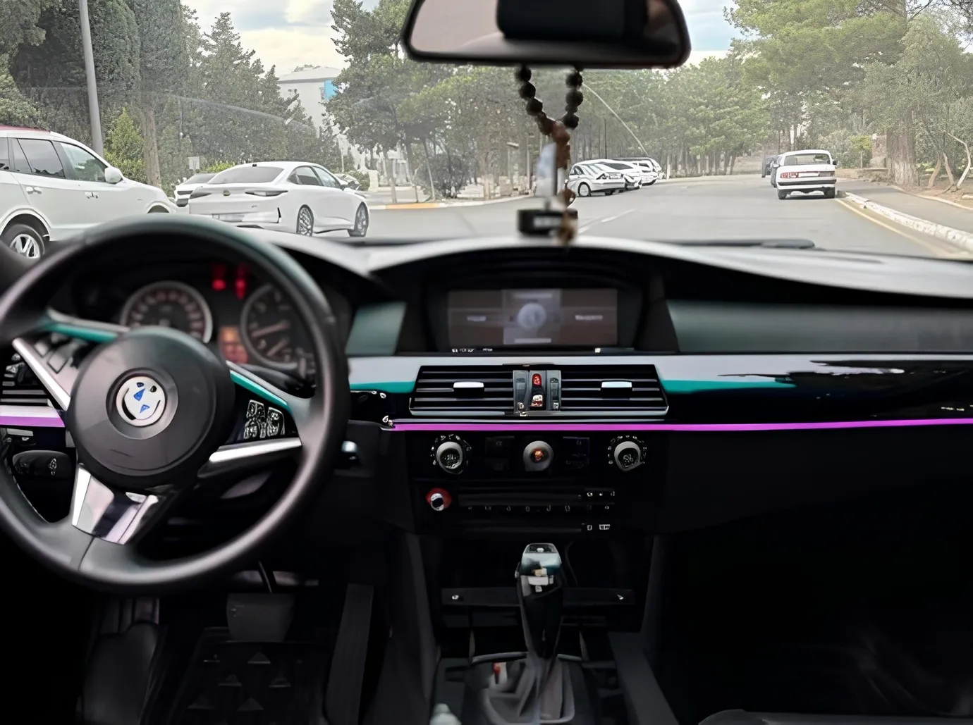 BMW 520, 2.2 L, 2005 жыл, 390 000 km, Baku - Баасы: 16 200 ₼ - Tunel.az
