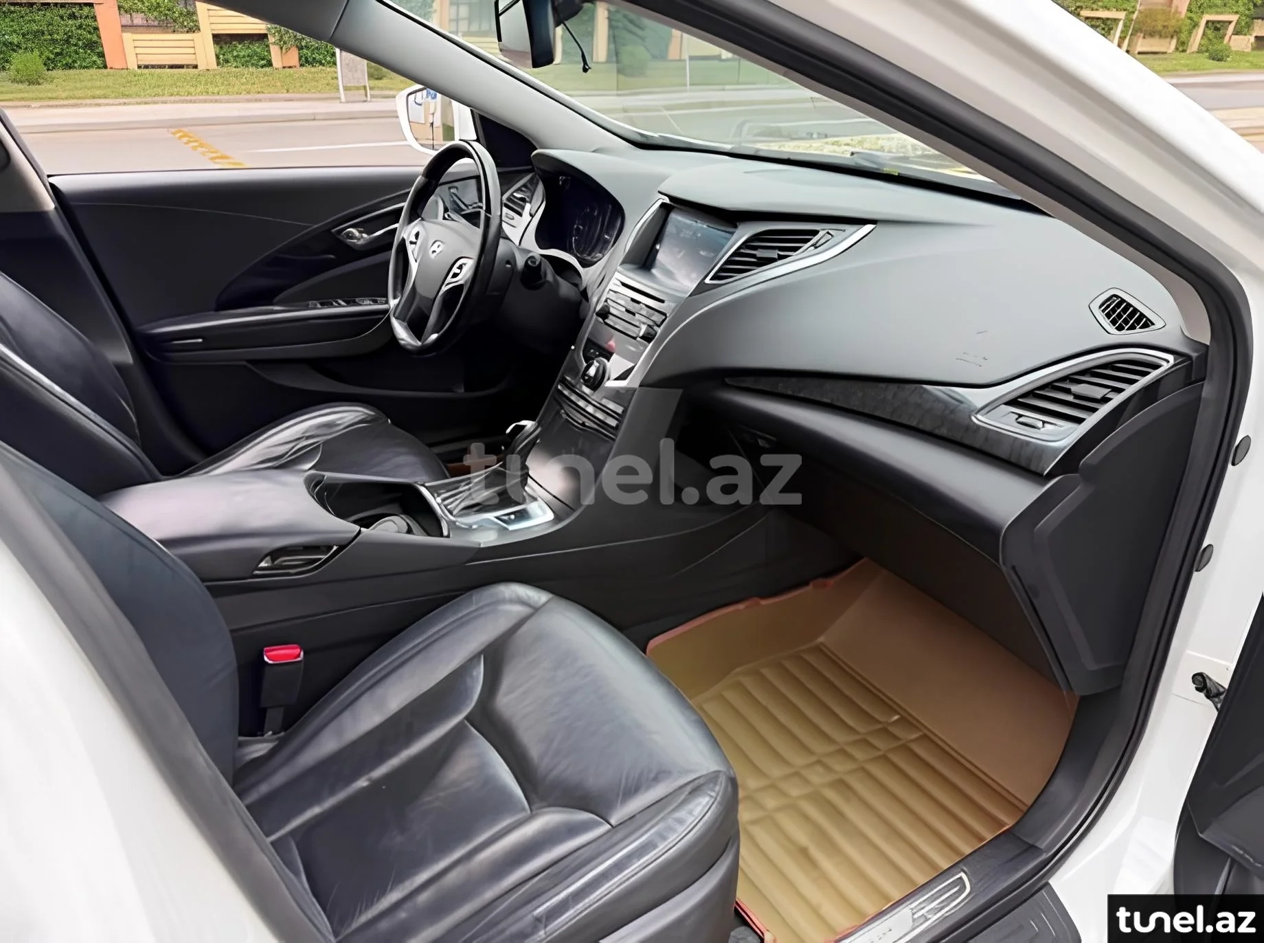 Hyundai Grandeur 2015