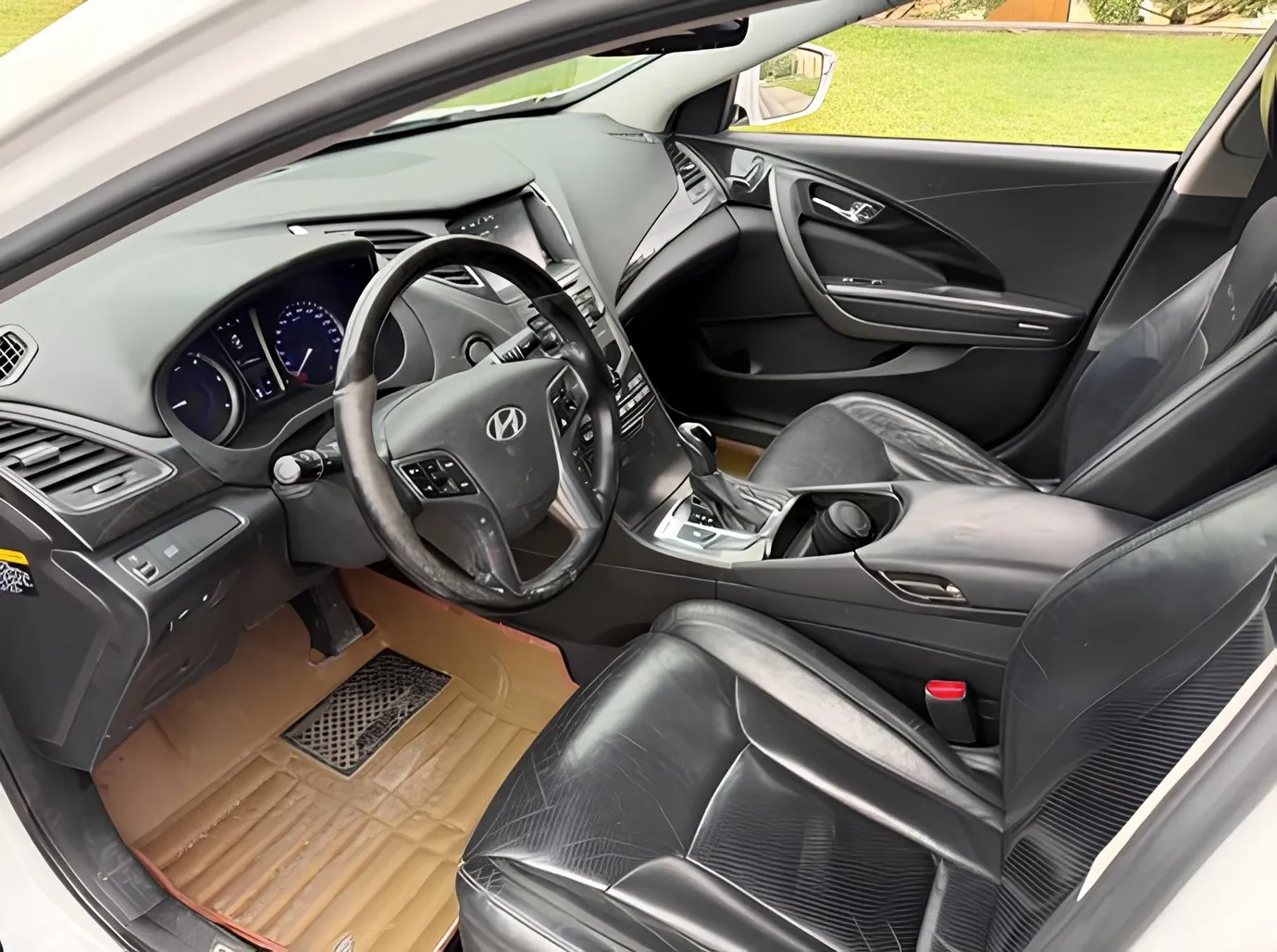 Hyundai Grandeur, 2.2 L, 2015 year, 179 000 km, Baku - Price: 24 500 ₼ - Tunel.az