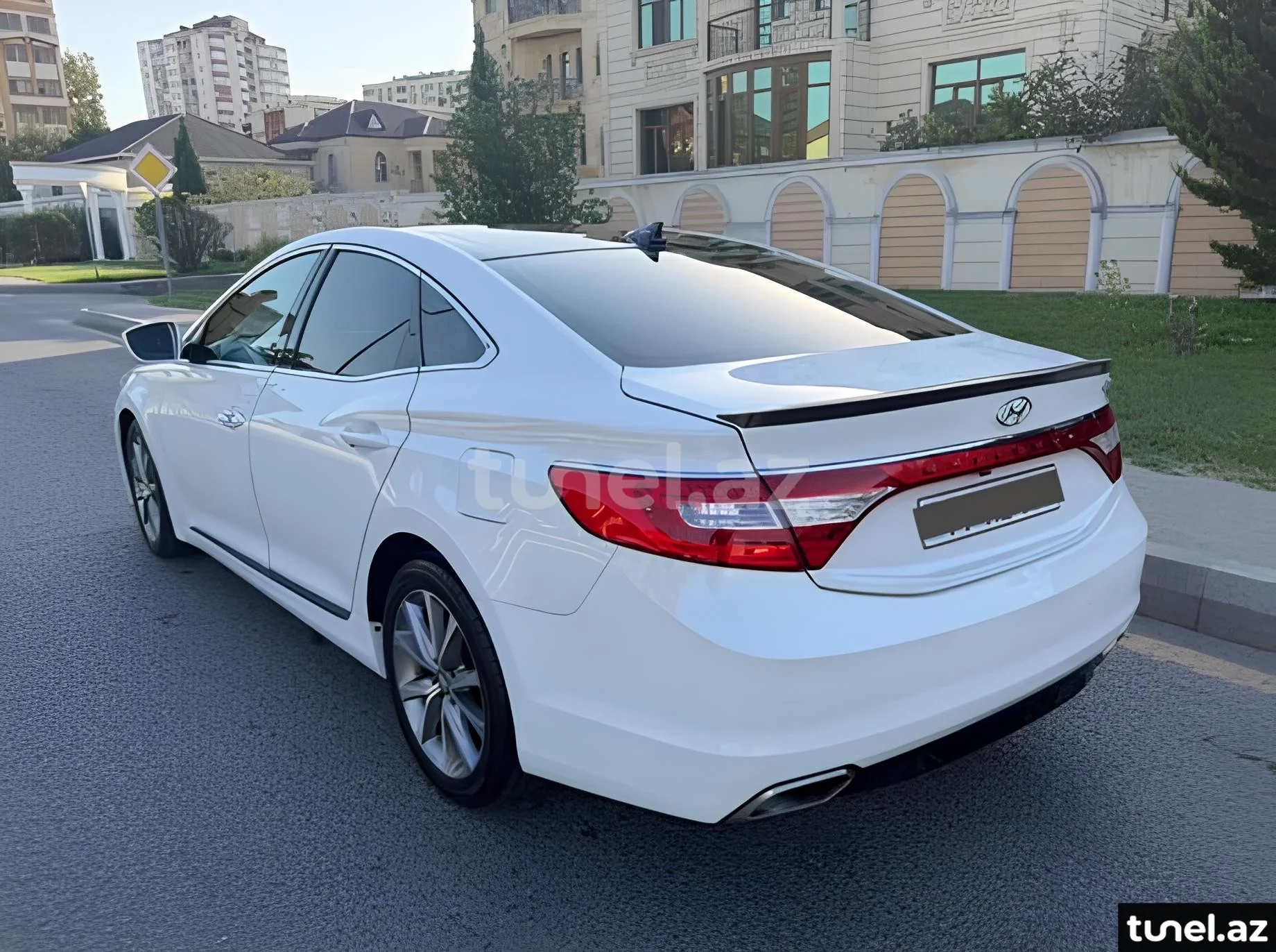 Hyundai Grandeur 2015
