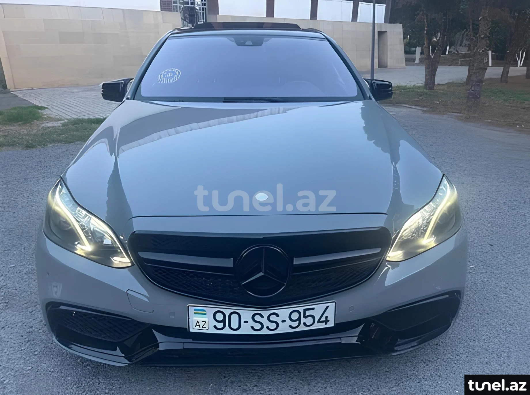 Mercedes E 350 4MATIC 2013