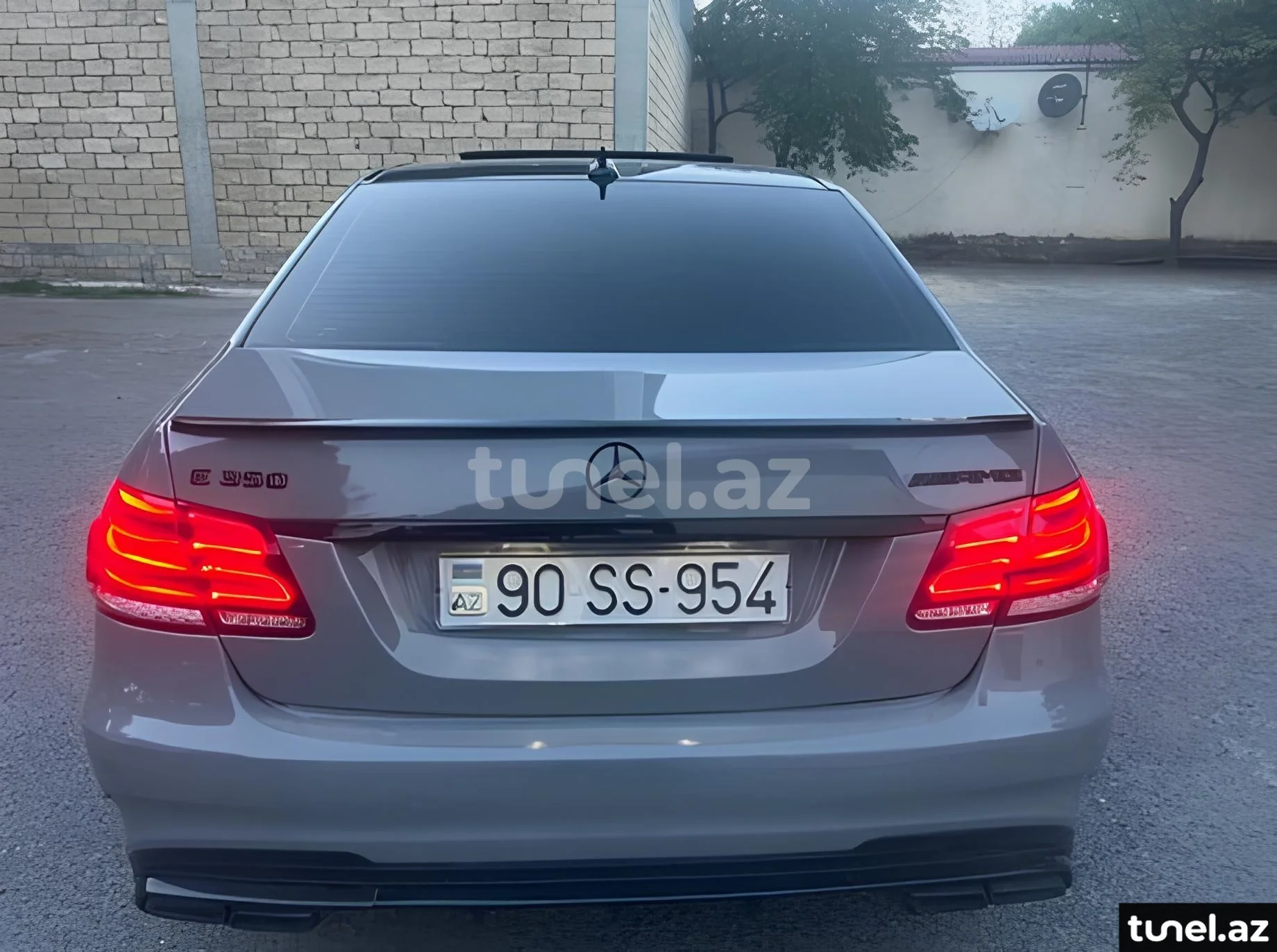 Mercedes E 350 4MATIC 2013