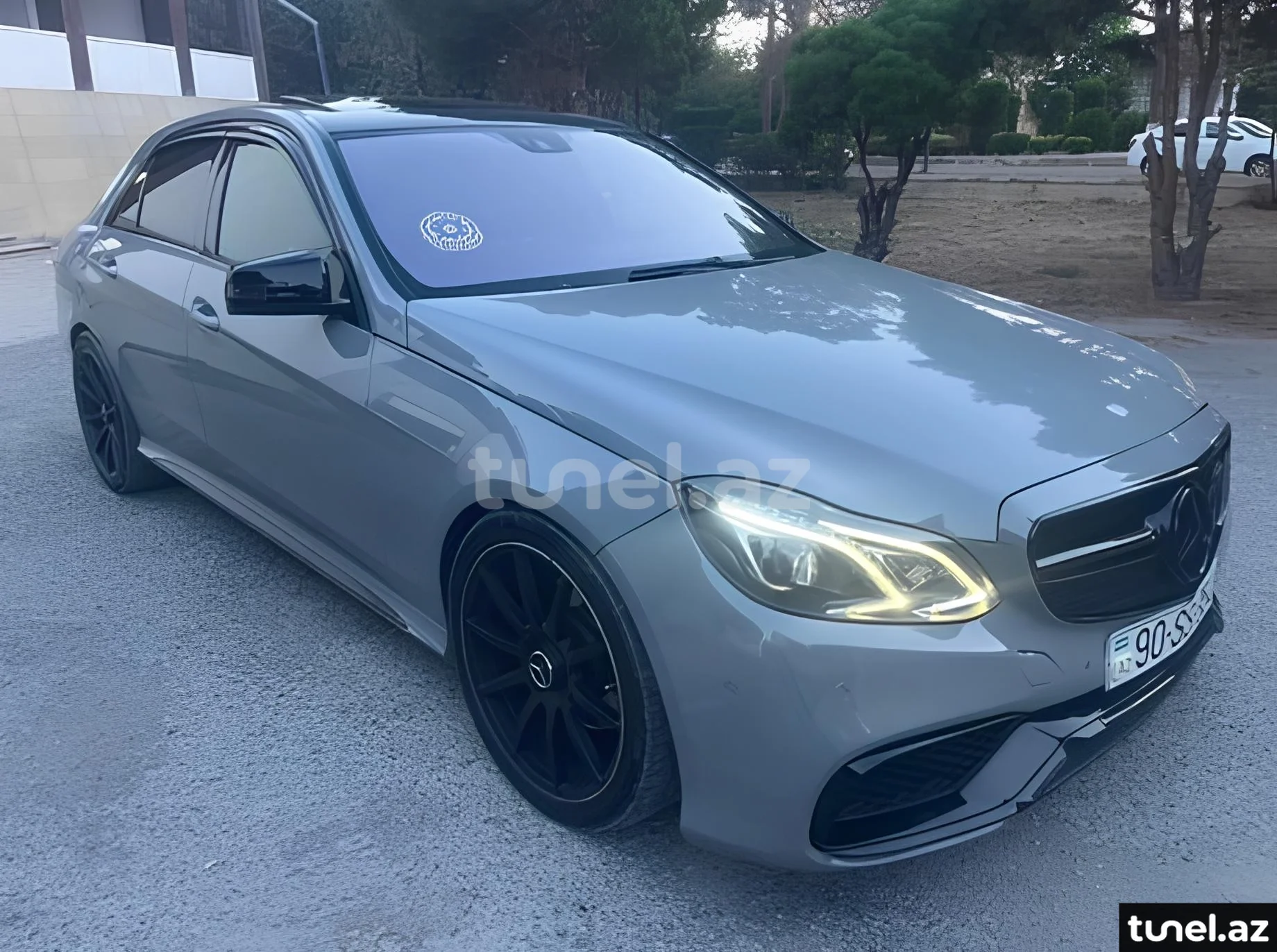 Mercedes E 350 4MATIC 2013