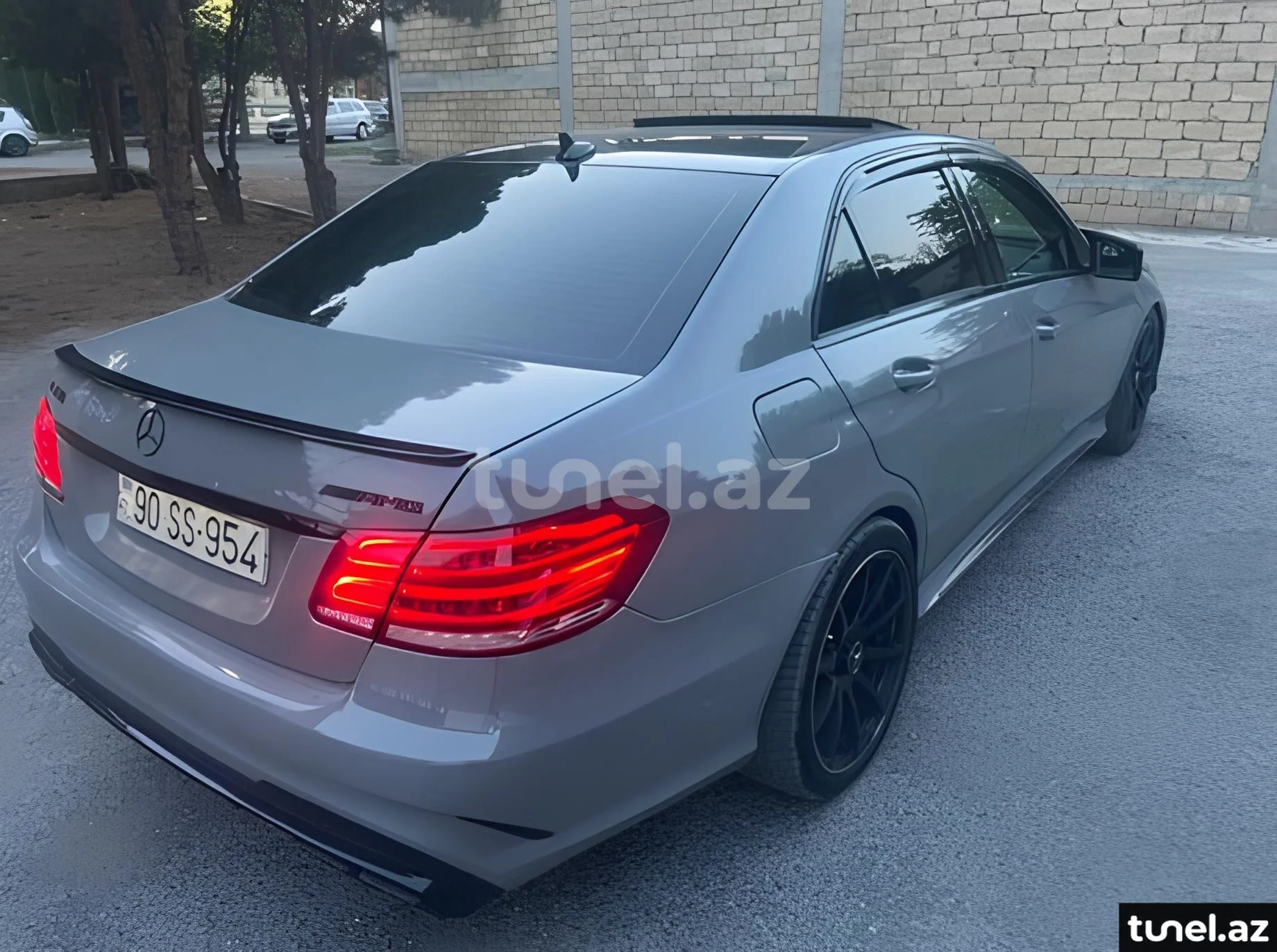 Mercedes E 350 4MATIC 2013