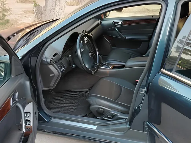 Mercedes C 200, 2.0 L, 2001 year, 234 123 km, Sumgayit - Price: 8 700 ₼ - Tunel.az