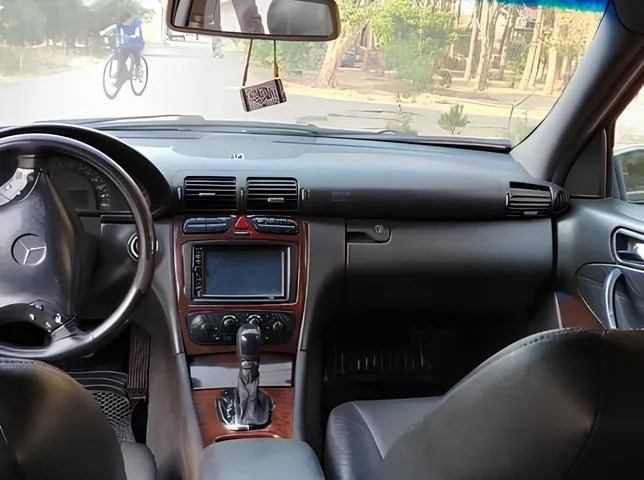Mercedes C 200, 2.0 L, 2001 year, 234 123 km, Sumgayit - Price: 8 700 ₼ - Tunel.az