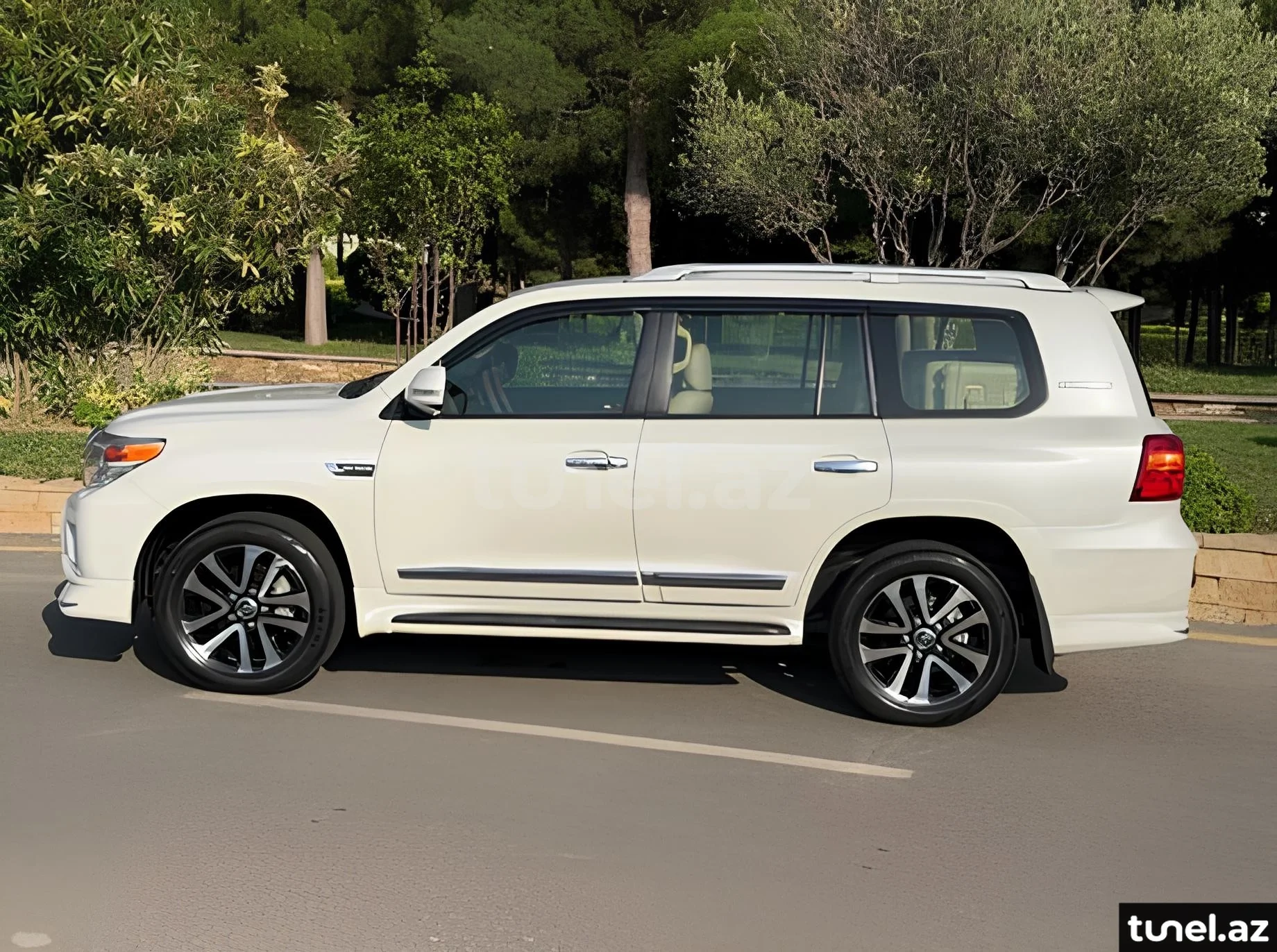 Toyota Land Cruiser 2014