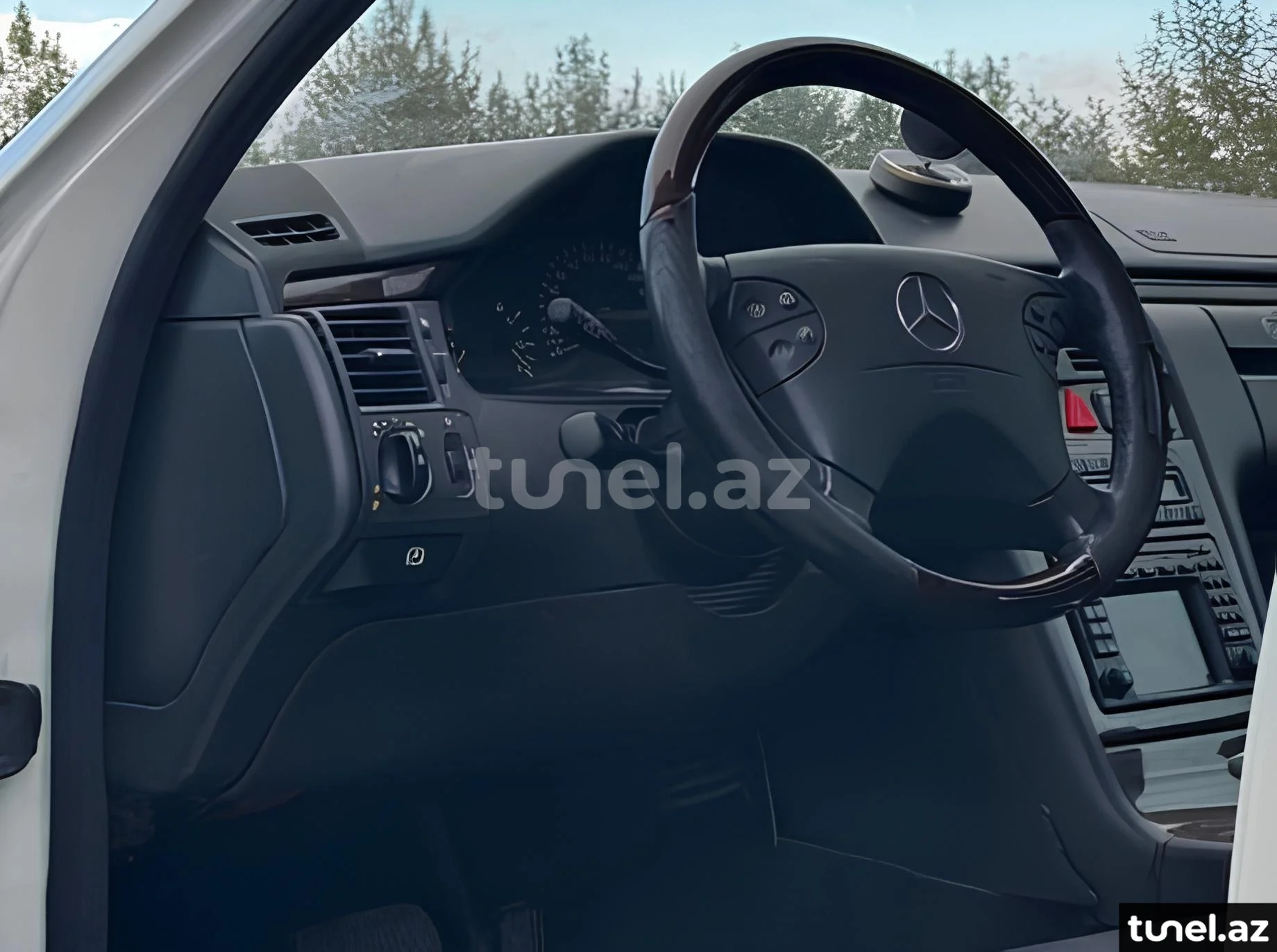 Mercedes E 240 2000