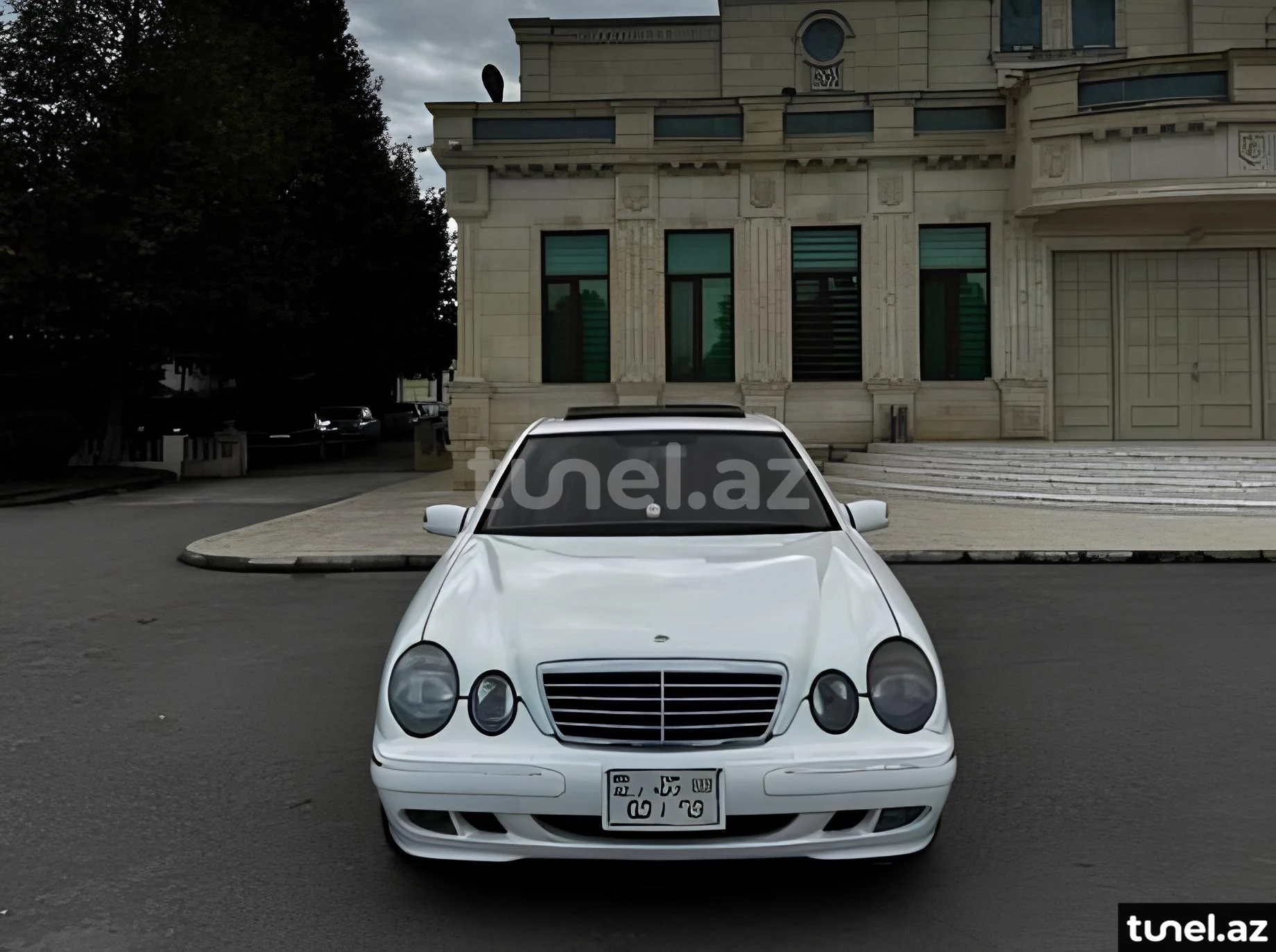 Mercedes E 240 2000