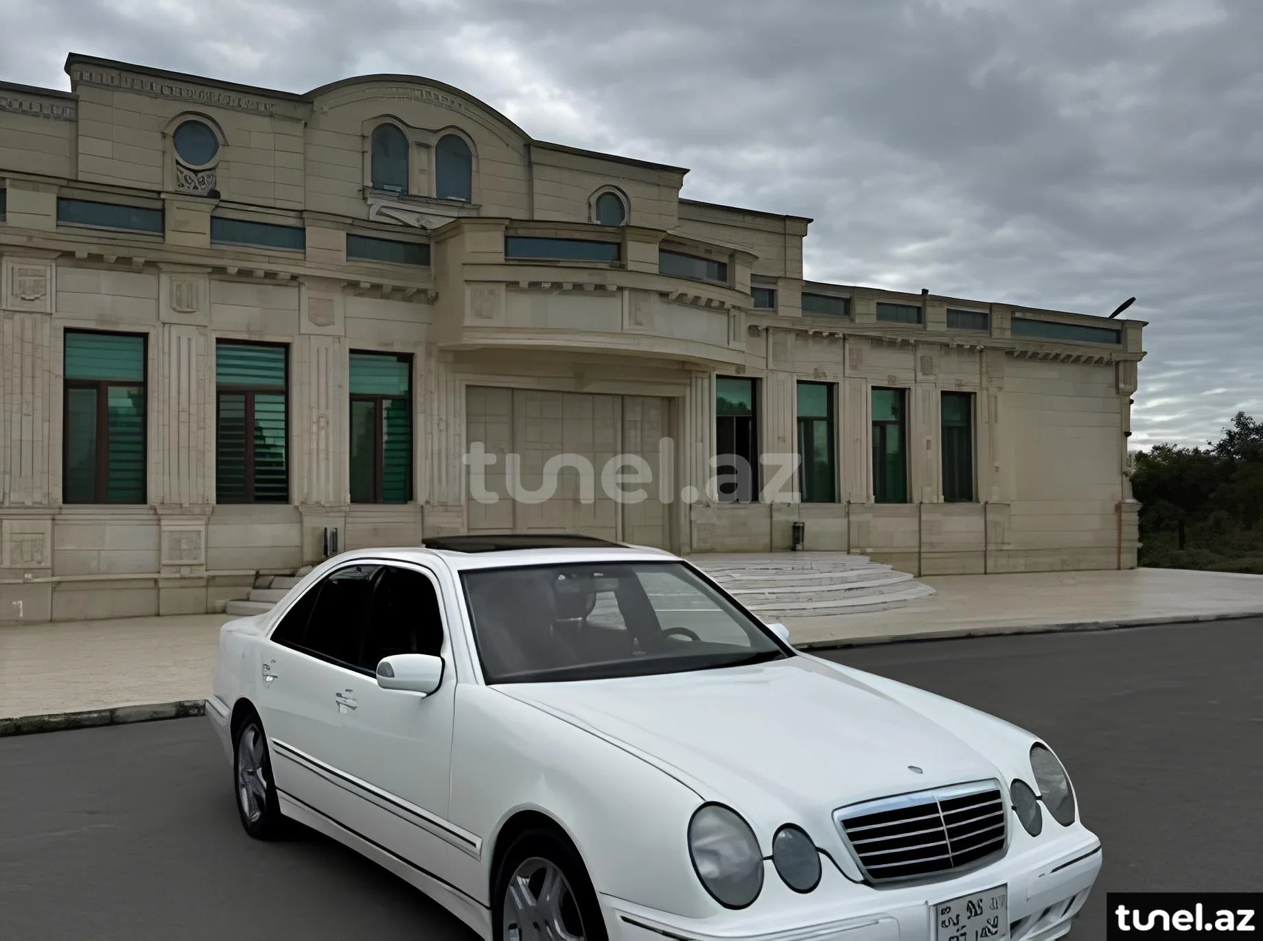 Mercedes E 240 2000