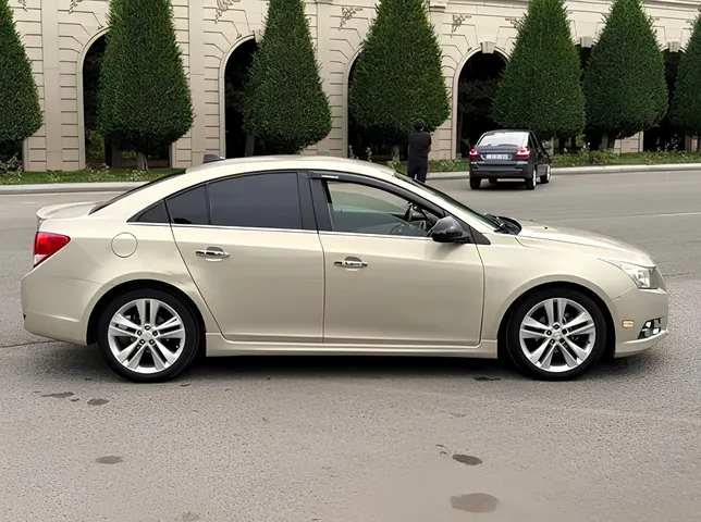 Chevrolet Cruze, 1.4 L, 2012 year, 271 000 km, Ganja - Price: 10 900 ₼ - Tunel.az