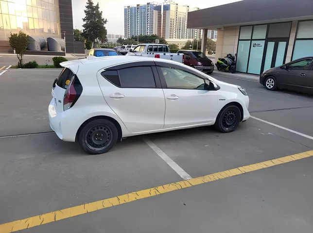 Toyota Aqua, 1.5 L, 2019 i̇l, 110 000 km, Bakı - Qiymət: 32 000 ₼ - Tunel.az