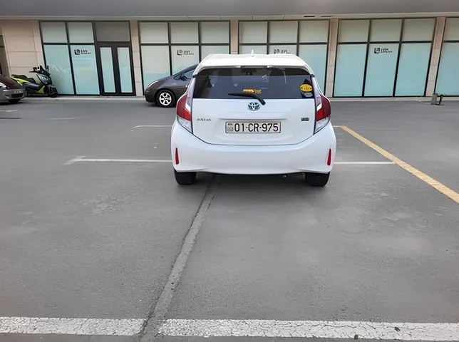 Toyota Aqua, 1.5 L, 2019 i̇l, 110 000 km, Bakı - Qiymət: 32 000 ₼ - Tunel.az
