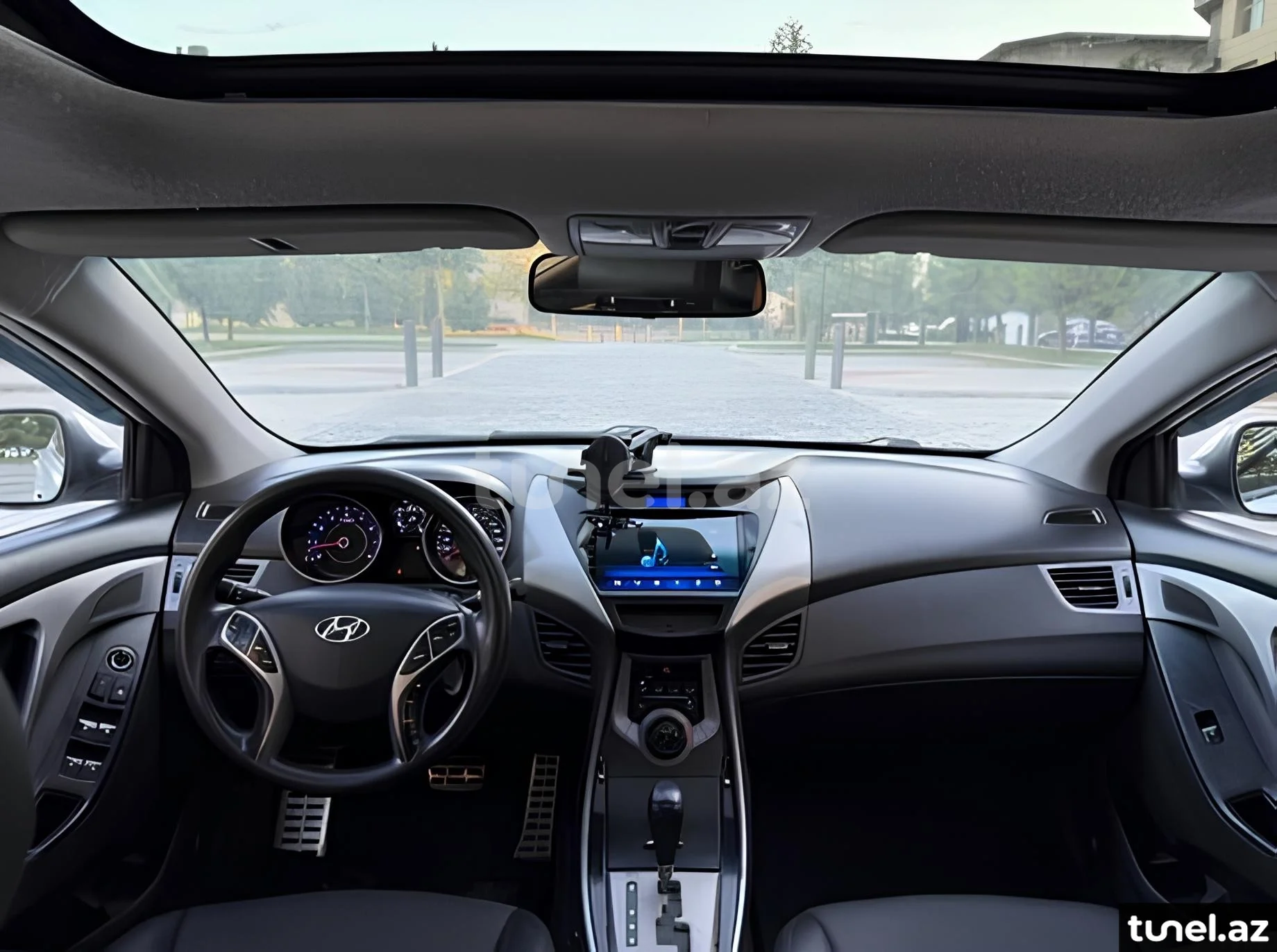 Hyundai Elantra 2013