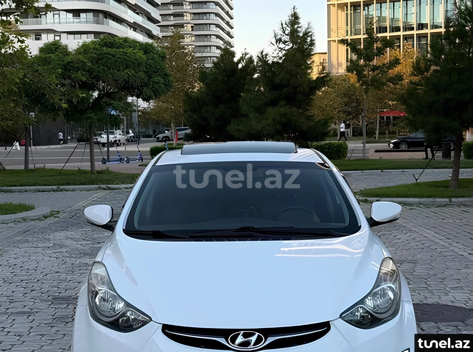 Hyundai Elantra 2013