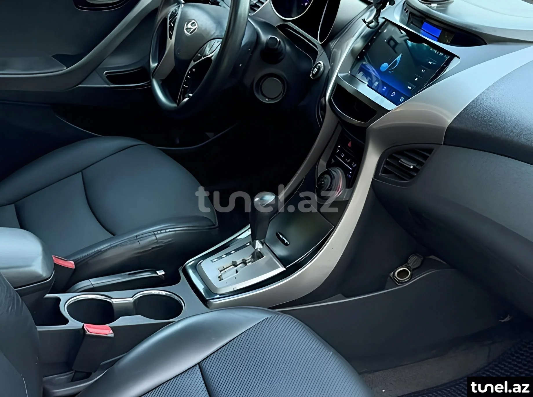 Hyundai Elantra 2013