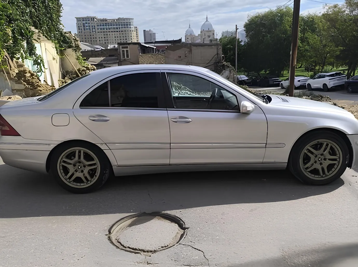 Mercedes C 240, 2.6 L, 2003 year, 321 869 km, Baku - Price: 8 500 ₼ - Tunel.az