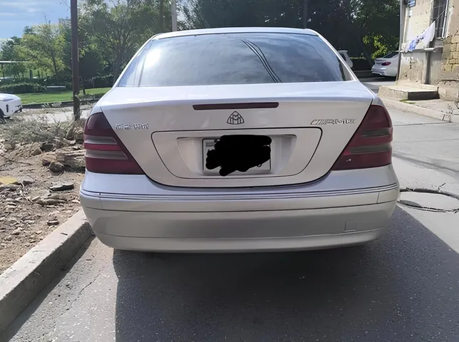 Mercedes C 240, 2.6 L, 2003 year, 321 869 km, Baku - Price: 8 500 ₼ - Tunel.az