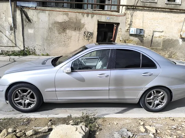 Mercedes C 240, 2.6 L, 2003 year, 321 869 km, Baku - Price: 8 500 ₼ - Tunel.az