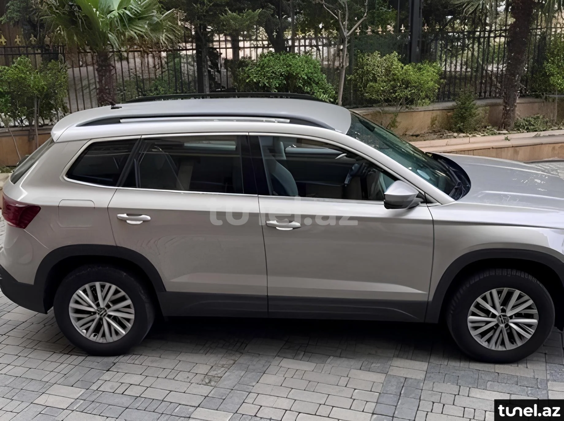 Volkswagen Taos 2021