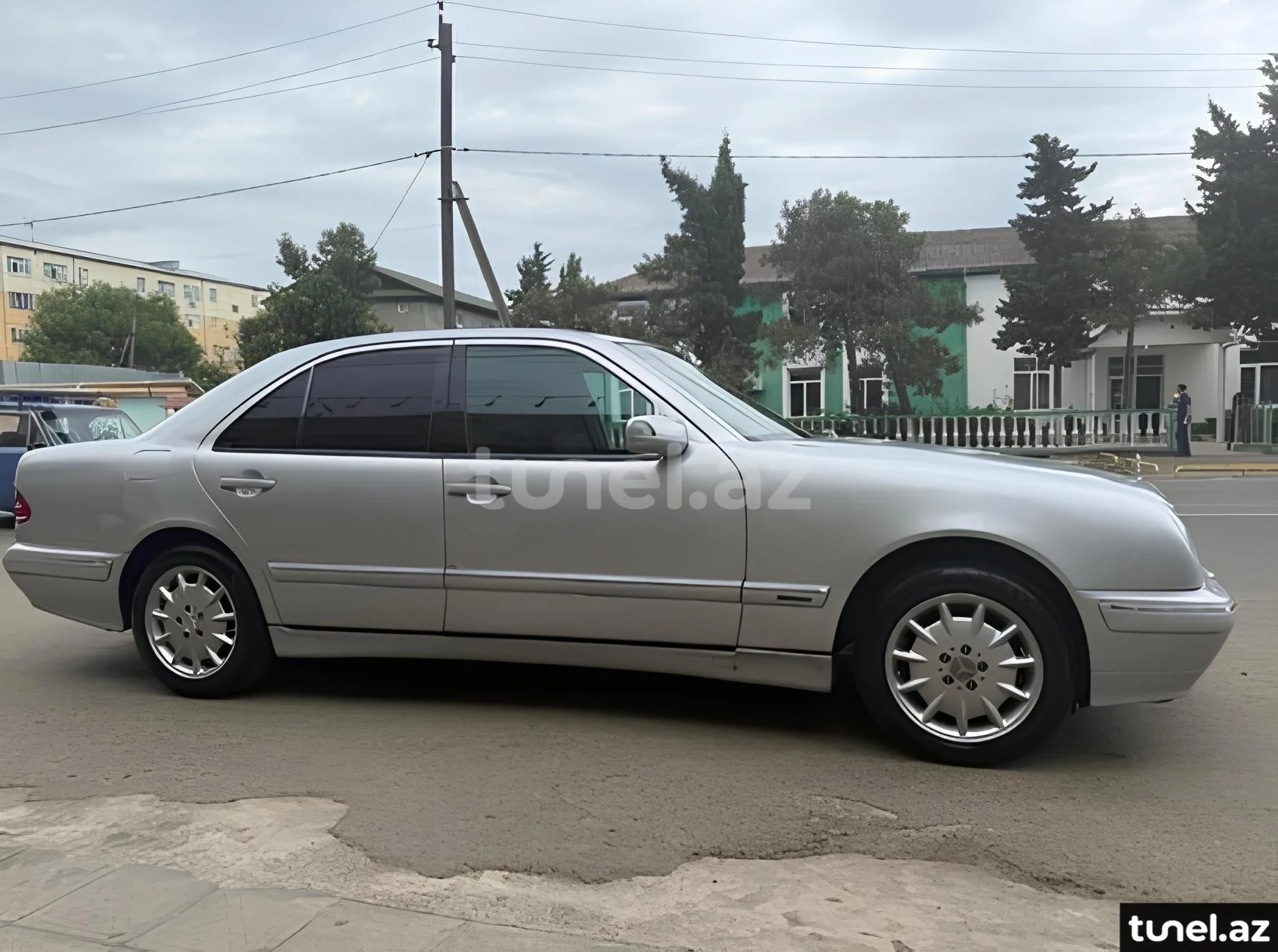 Mercedes E 220 2000