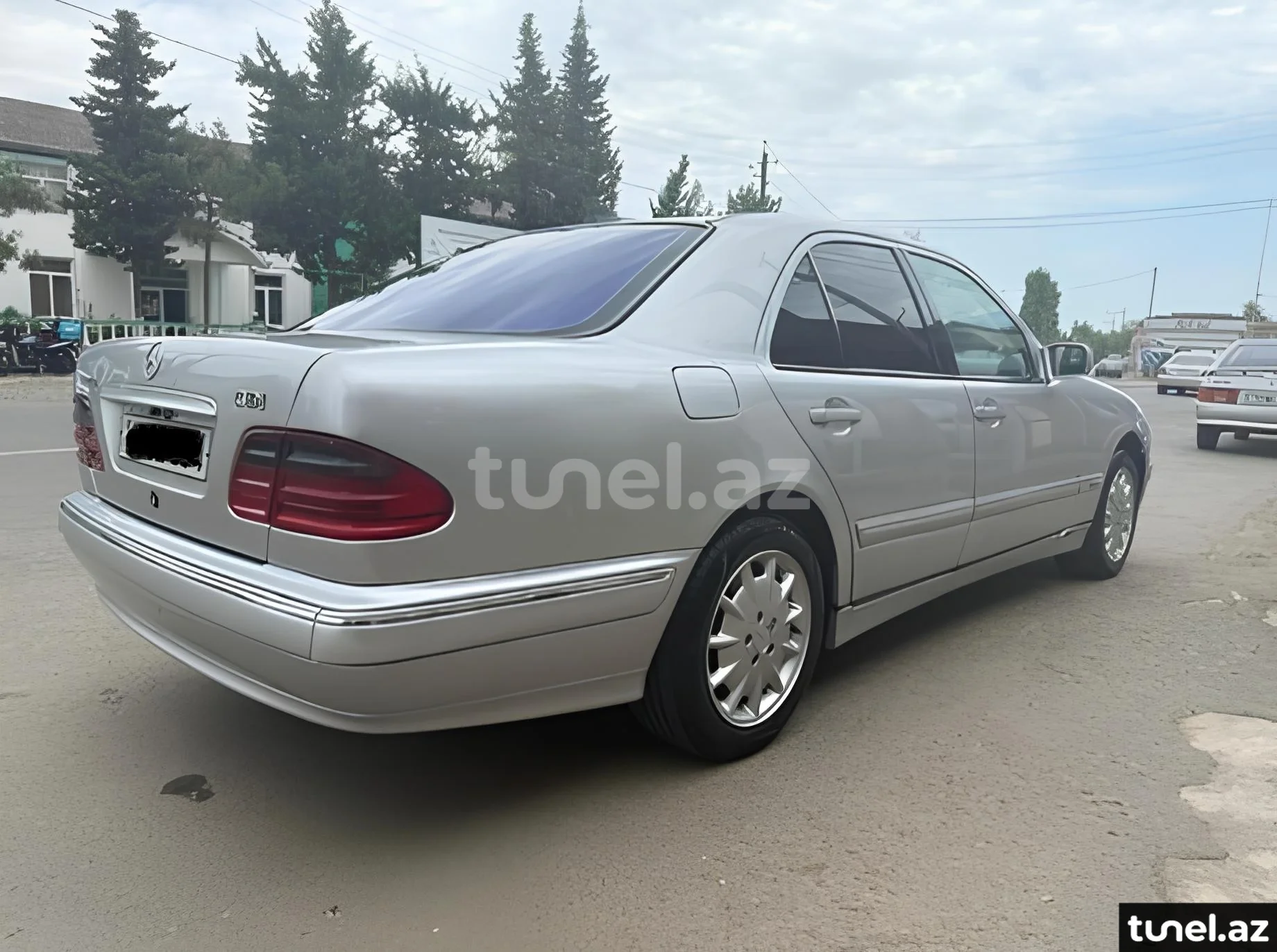 Mercedes E 220 2000