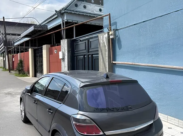 Opel Astra, 1.4 L, 2009 год, 290 000 km, Гянджа - Цена: 13 400 ₼ - Tunel.az