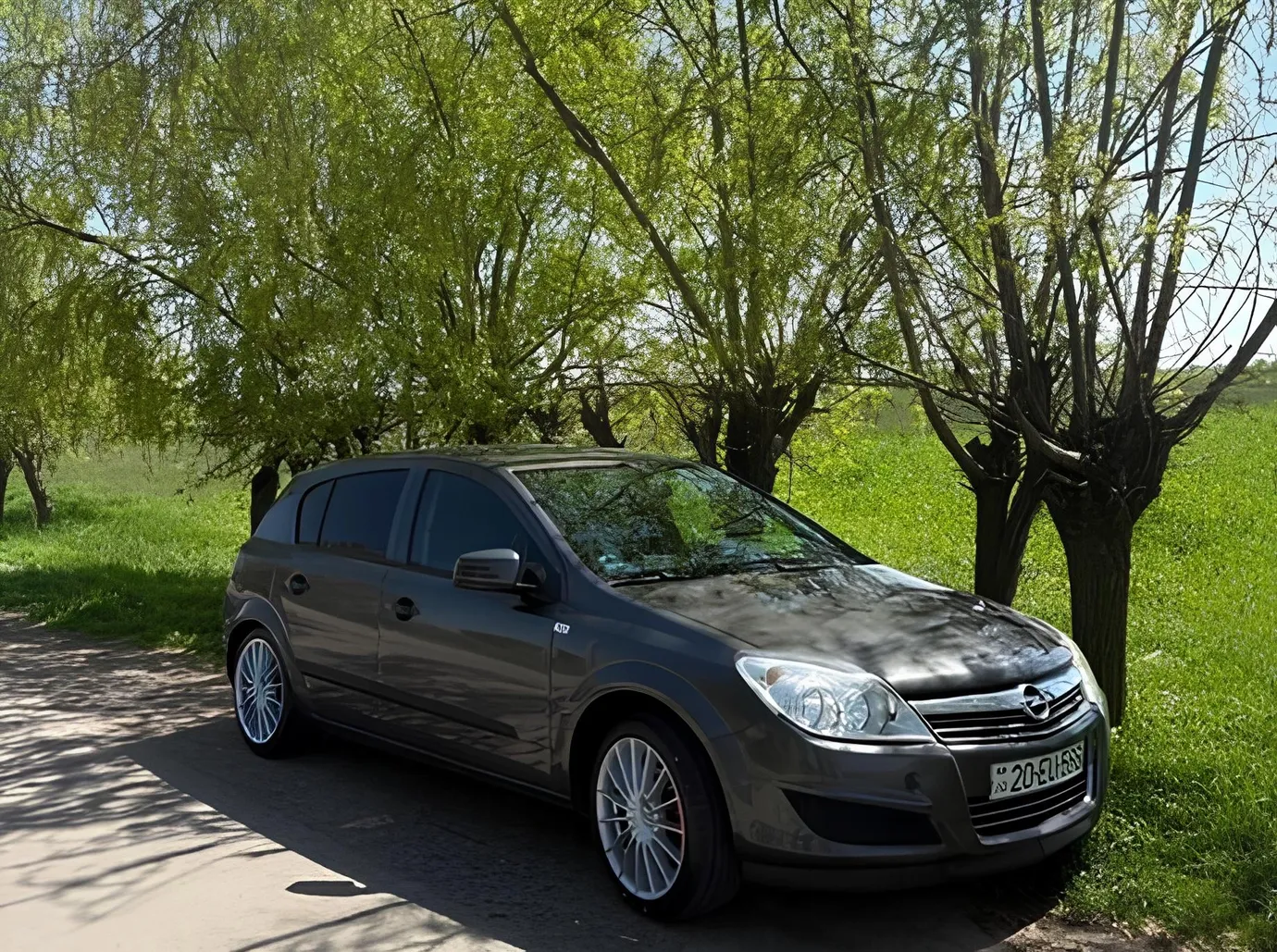 Opel Astra, 1.4 L, 2009 год, 290 000 km, Гянджа - Цена: 13 400 ₼ - Tunel.az