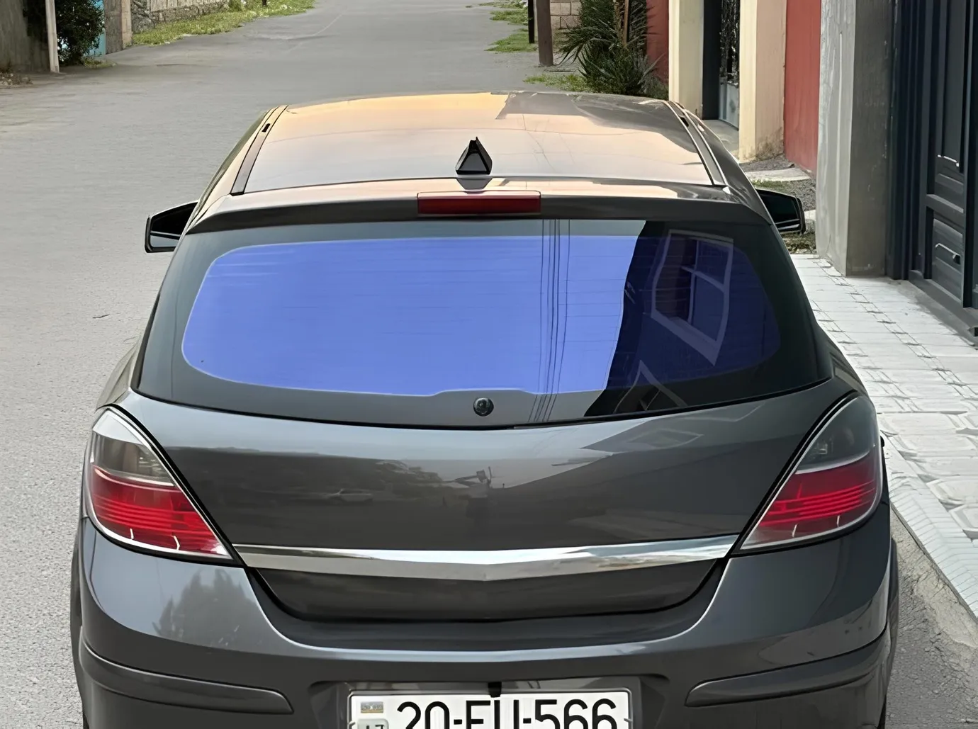 Opel Astra, 1.4 L, 2009 год, 290 000 km, Гянджа - Цена: 13 400 ₼ - Tunel.az