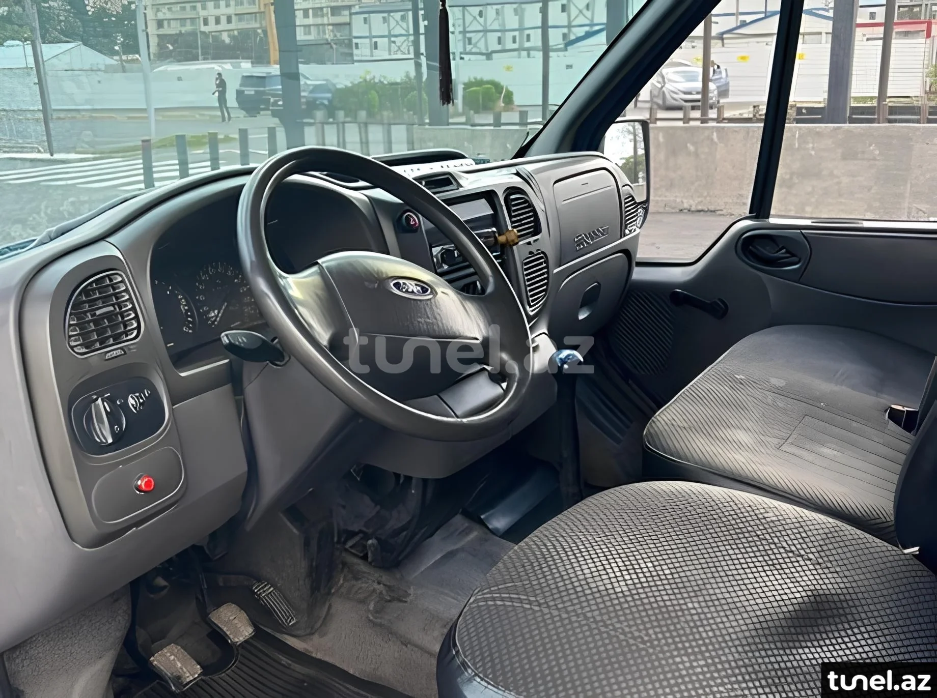 Ford Transit 2001