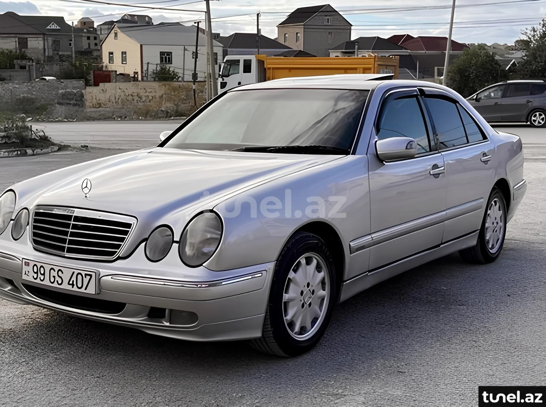Mercedes E 220 2000
