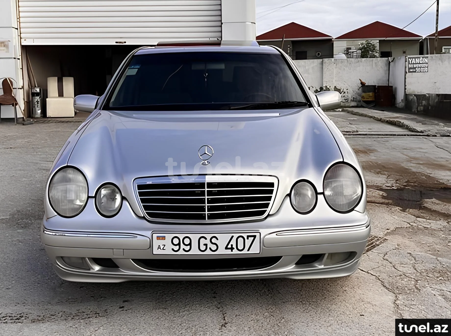 Mercedes E 220 2000